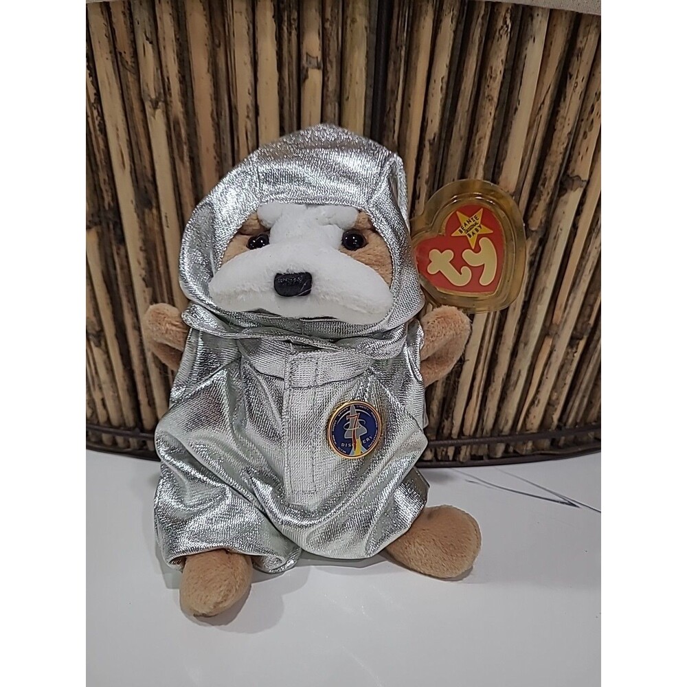 Wrinkles Beanie Baby Bulldog Plush by Ty 1996 Astronaut OUTFIT DISCOVERY PIN B1